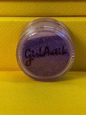 VINTAGE ORIGINAL EXTREMELY RARE GIRLACTIK LOOSE GLITTER in PURPLE!!